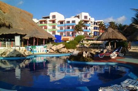 El Pueblito Beach Hotel Cancun Exterior photo